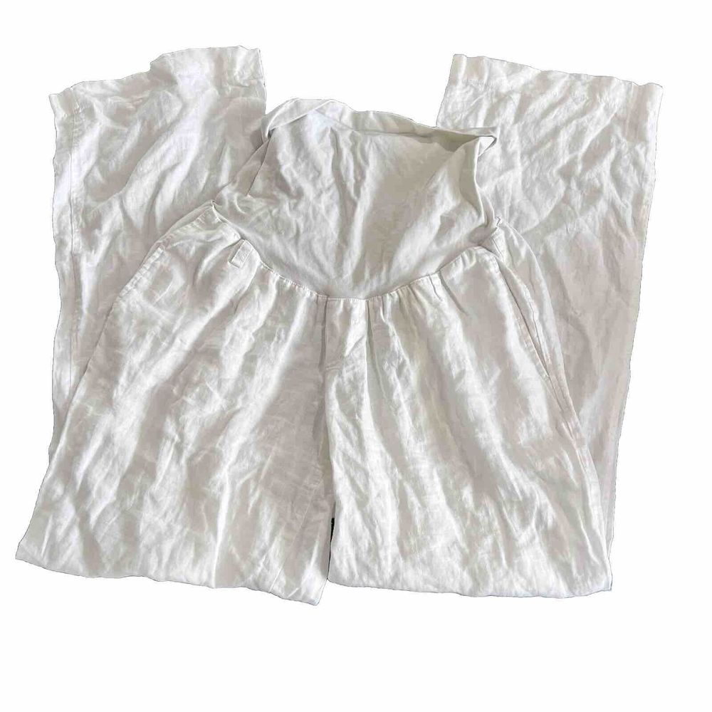 Motherhood Maternity White Straight Leg Maternity Pants